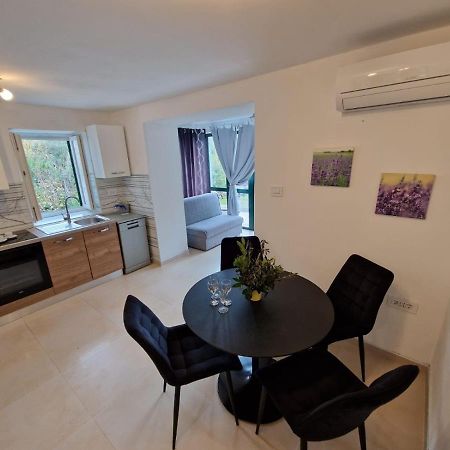 Lavanda Apartman 1 Cres Exteriér fotografie