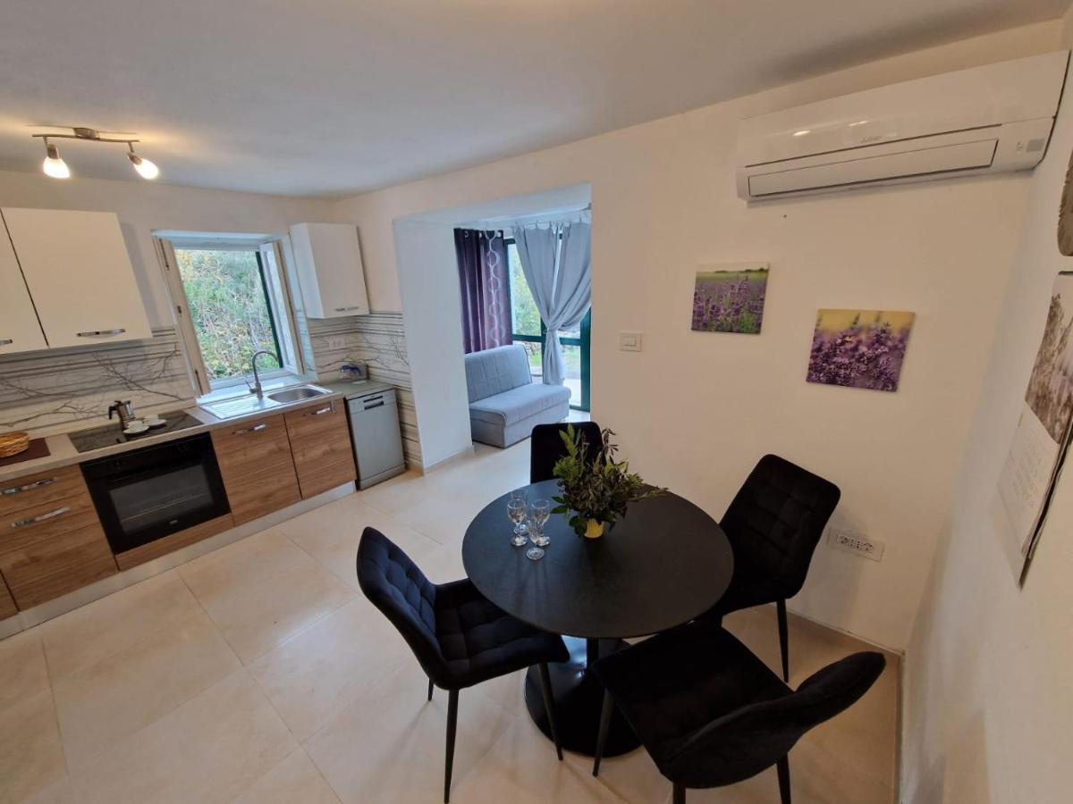 Lavanda Apartman 1 Cres Exteriér fotografie